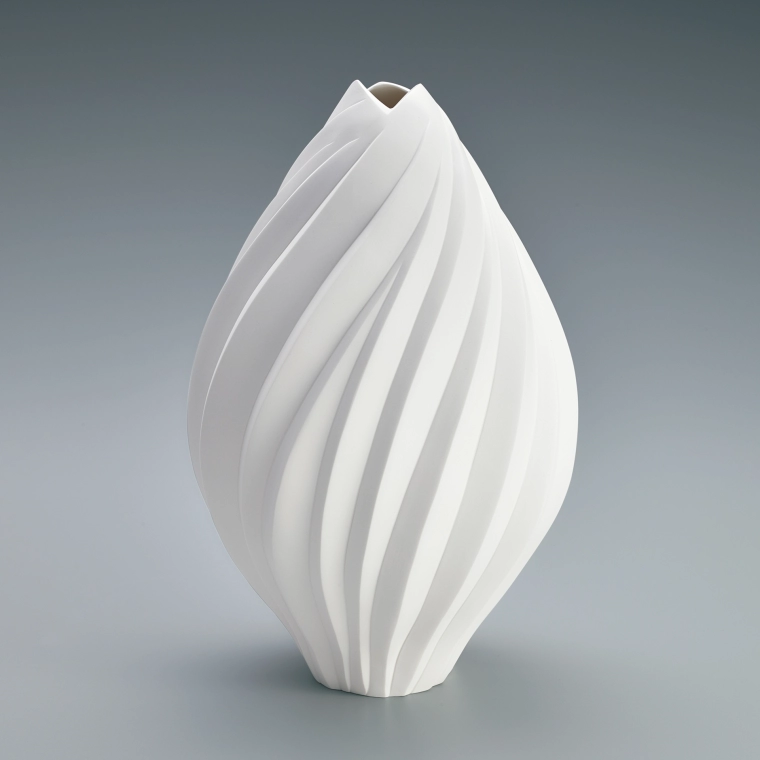 photo White Porcelain Ware “Bud”