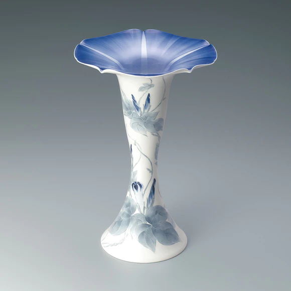 Vase with underglaze blue design "Morning glory"