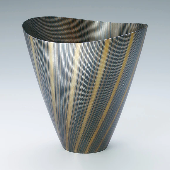Vessel made of wire joined by heat welding method. “Flow”