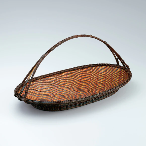 Tray of smoked bamboo with handle. “Mountains and rivers in flaming color”
