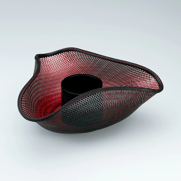 Flower basket with triangular rim in sukashi-ami weave. “Warmth”