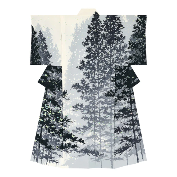 Formal kimono with design in yuzen dyeing. “Echoes”