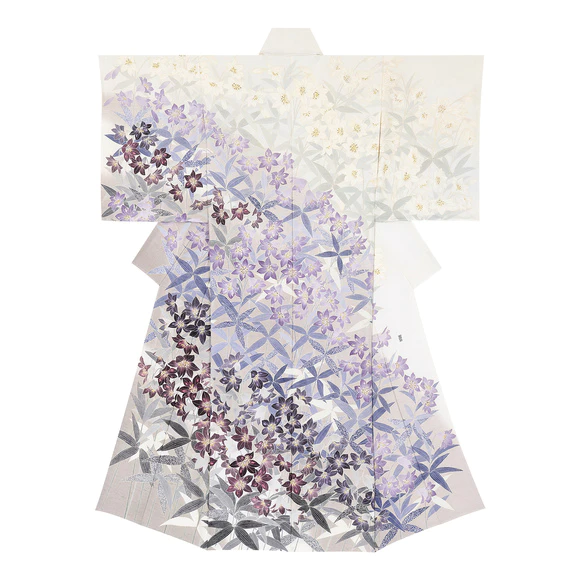 Formal kimono with design in yuzen dyeing. “Shining brilliantly”