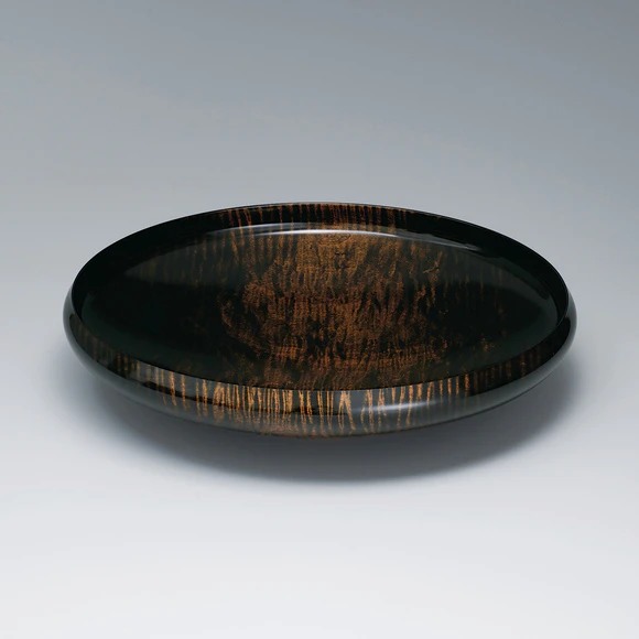 Bowl of horse chestnut wood.