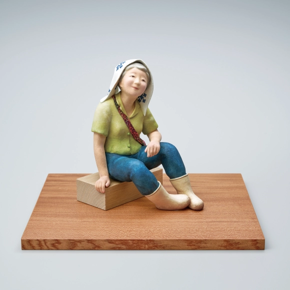 “Taking a rest”. Paper clay covered with paper.
