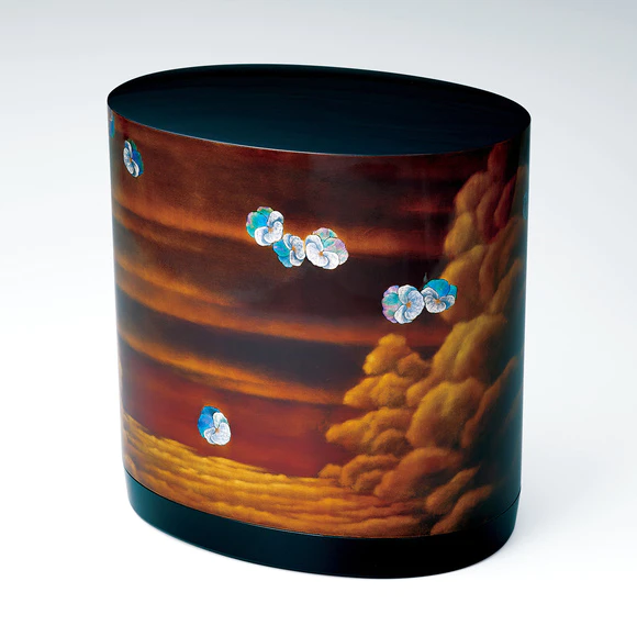 祝ジャングリアOpen超限定‼️JAPAN 研出蒔絵 『銀月』絵替八寸膳十客木箱 乾漆蒔絵飾箱「峠にて」(松田 典男)｜ギャラリージャパン