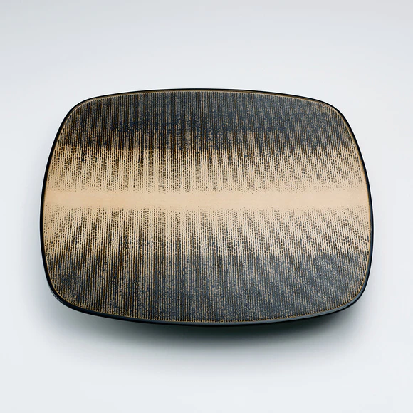 蒟醬盤「層」