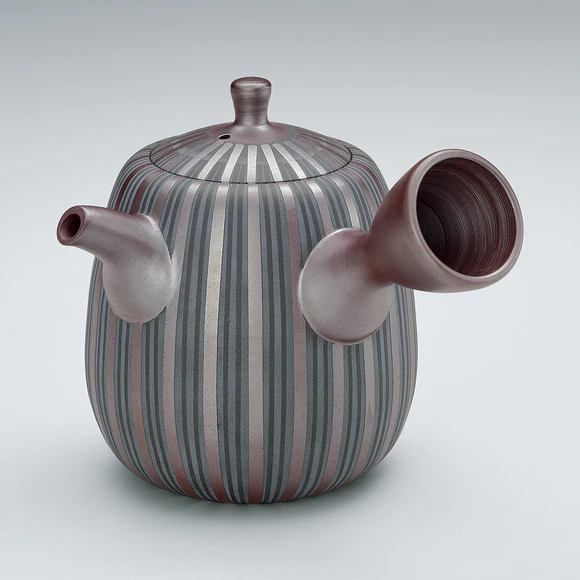 Banko teapot with stripe design.