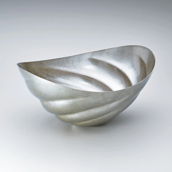 Whirl Boat Vessel