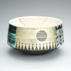 Bowl with Gold and Silver Decoration “Moon Pavilion”