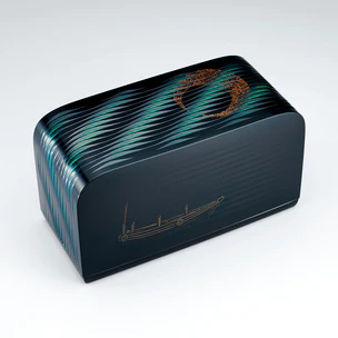 Box with design in urushi carving. “Moon reflected on water”