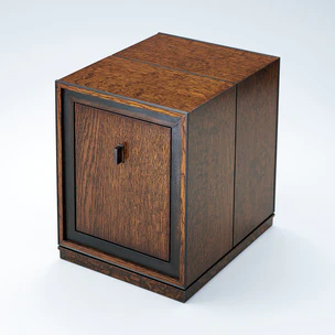 Small chest of drawers made of Japanese oak wood.