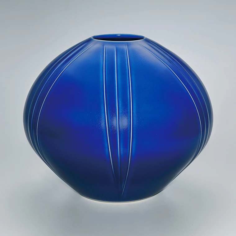 photo Jar with purplish blue glaze