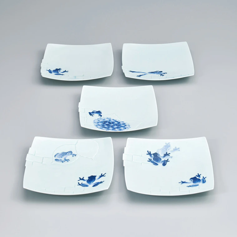 photo Set of dishes “Is it raining?”