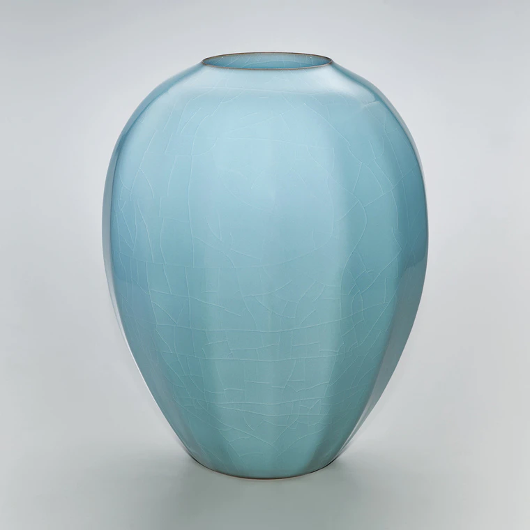 photo Flower vessel with blue glaze
