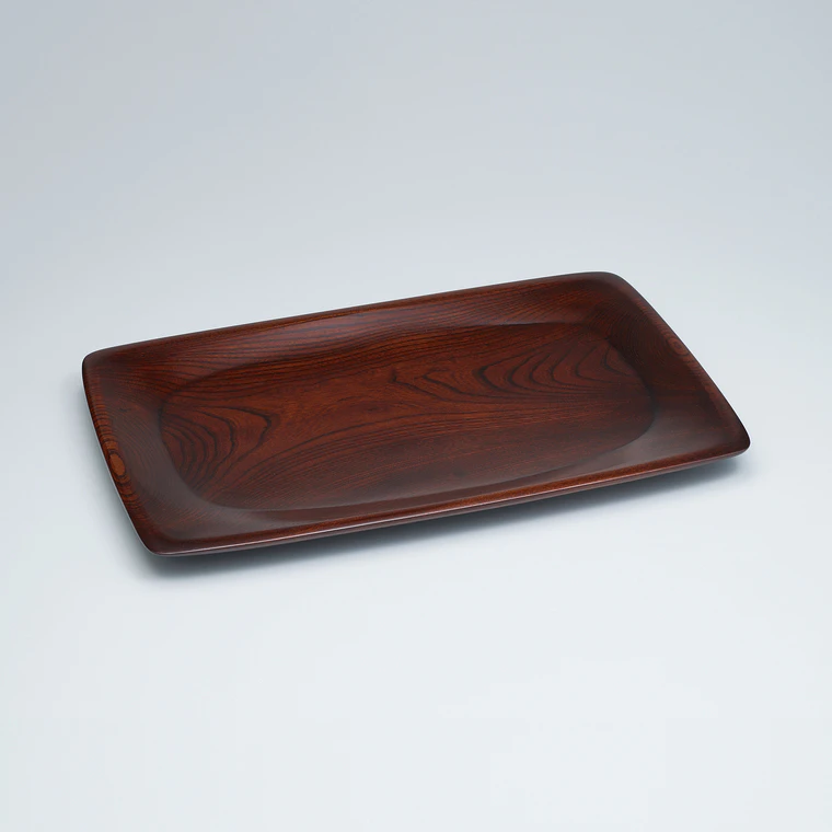 photo Rectangular dish of zelkova wood finished in wiped urushi