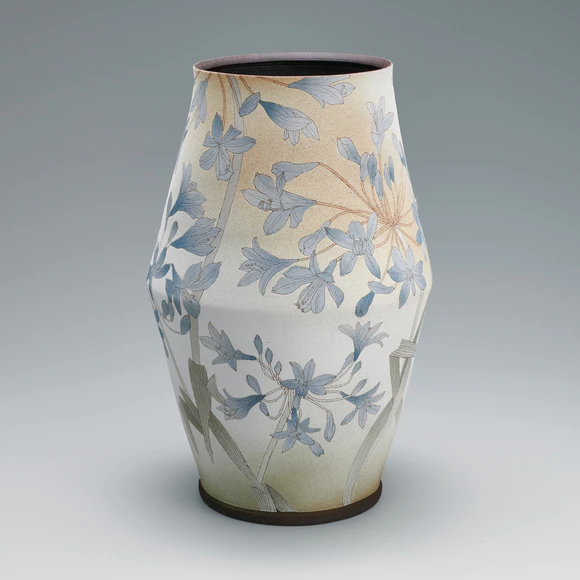 Flower vessel with design in sgraffito