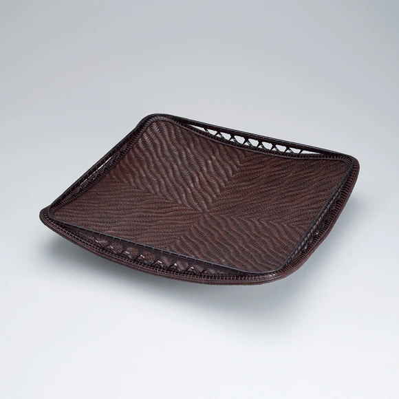 Woven tray  “Genbu”