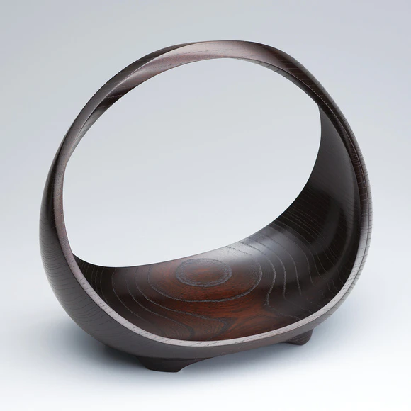 Vessel of zelkova wood finished in wiped urushi  “Eternity”