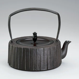 南部鉄器400年の焼型技術を現代に伝える伝統工芸士「菊地真吾