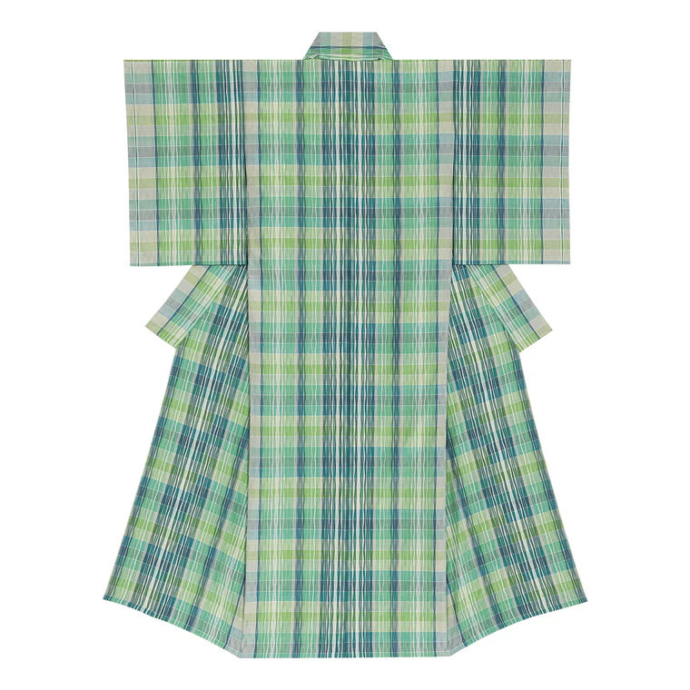 photo Kimono of ondule weave cloth. “Fresh green tree”
