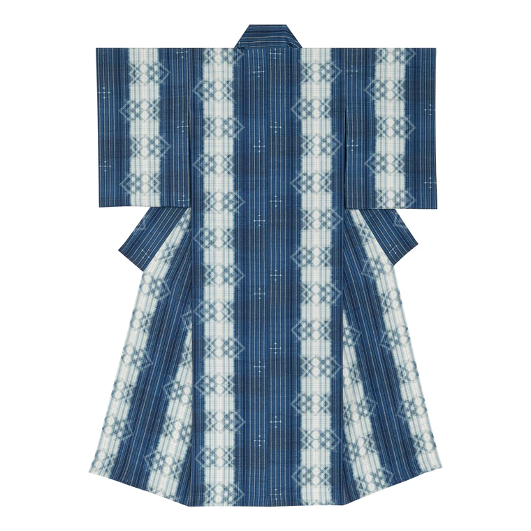 photo Kimono of tsumugi with kasuri. “Floating” 