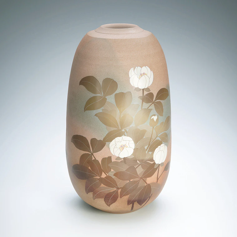 photo High-fired jar with design of paeonia japonica in inlay.