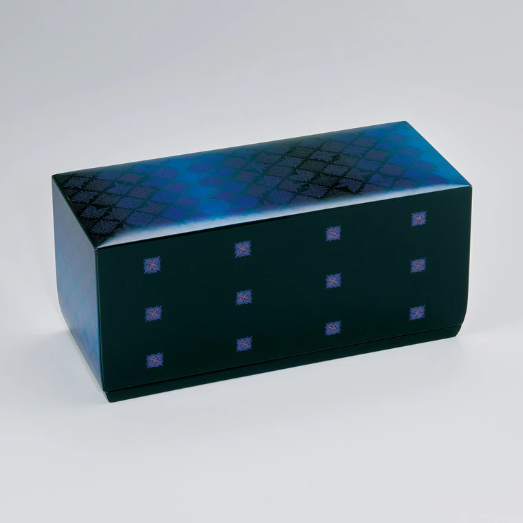 photo Box with design in kinma. “Japanese camellia”