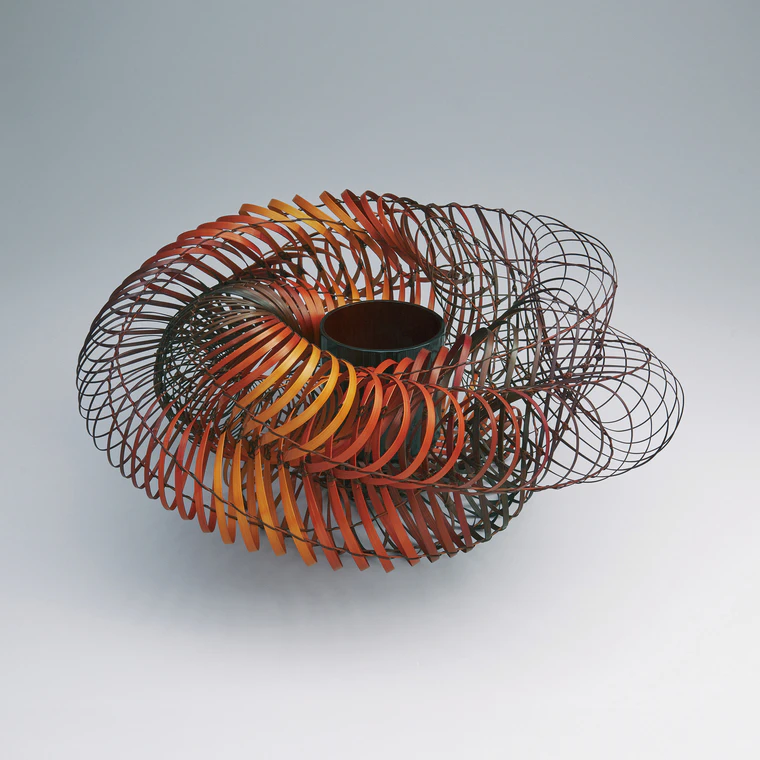 photo Flower basket in rin’yō sukashikumi construction “Resonance”