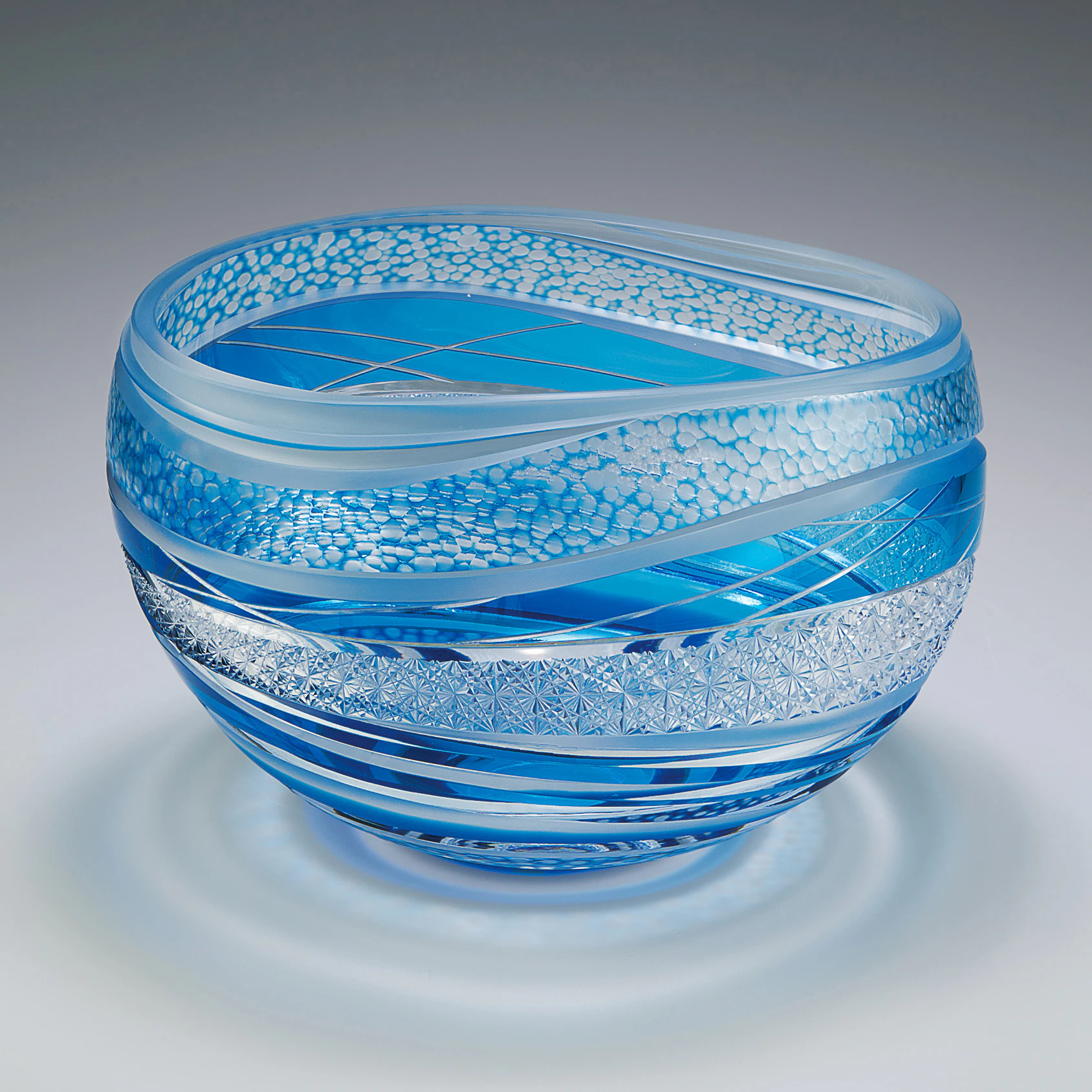 大サイズ・小堤晶子・花器 被硝子切子鉢「雪どけ」(小川 郁子)｜ギャラリージャパン