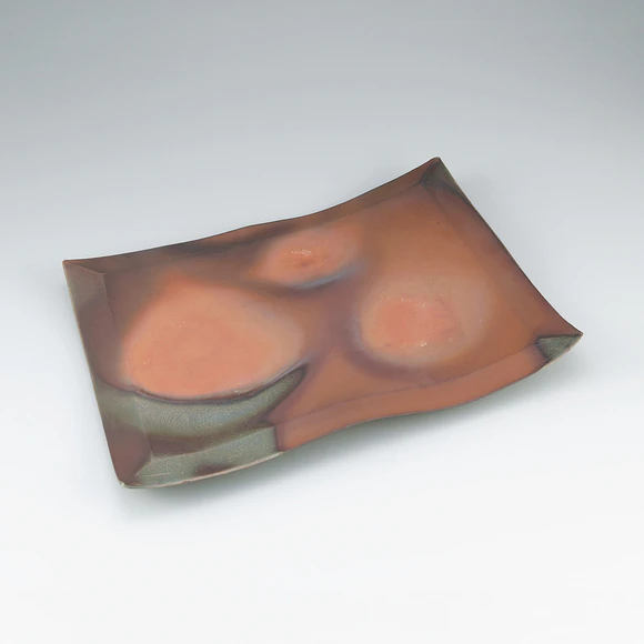 Bizen rectangular dish shaped by beating.