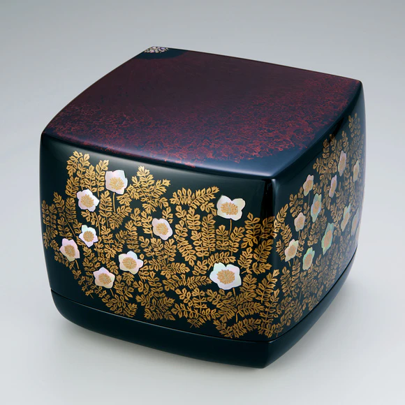 変塗蒔絵螺鈿箱「 ハイマツ・シャクナゲ」 (Ko Kumagai) ｜Gallery Japan