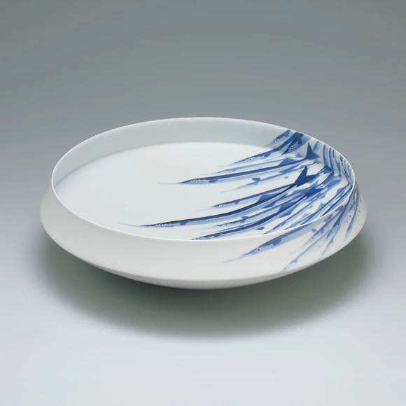 小枝真人 染付 芙蓉紋鉢 鉢 皿 飾り皿 小枝真人 染付 芙蓉紋鉢 小枝 真人の作品一覧-公益社団法人日本