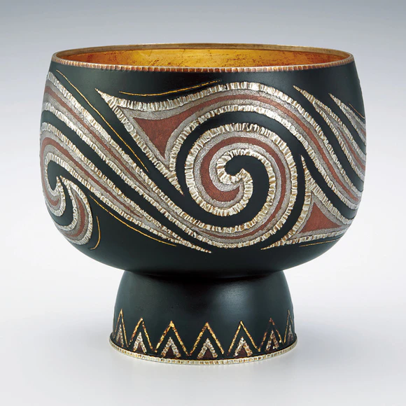 布目銷盛象嵌鉄花器「太古」(鹿島 和生)｜ギャラリージャパン