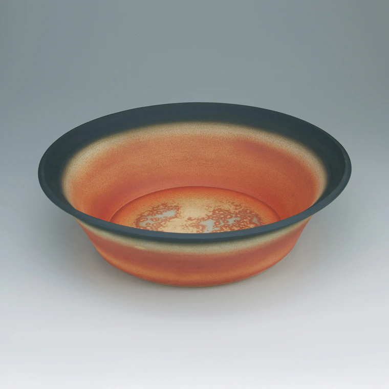 photo Bowl with Glaze in Kakewake Style and Kiln Mutation Effect