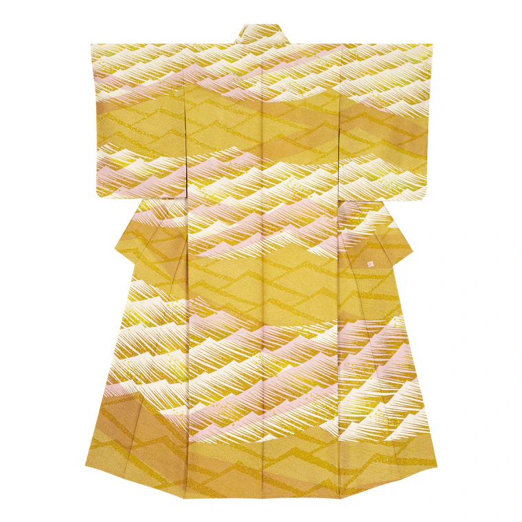 photo Kimono with Design in Yūzen Dyeing with Sekidashi Method “Afterglow”