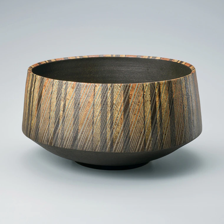 photo Calm Black Bowl “Consistent Rain”