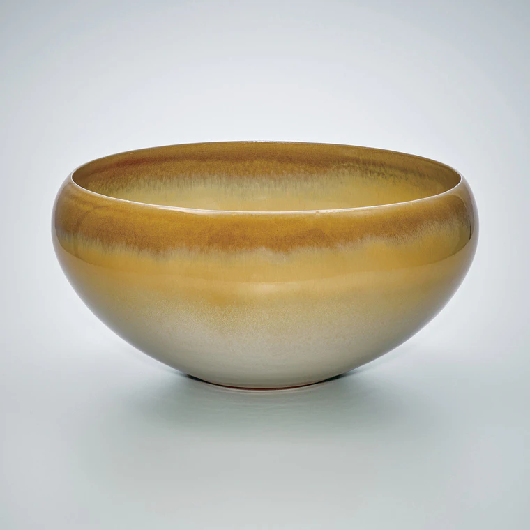 photo Hagi Bowl with Flowing White Glaze