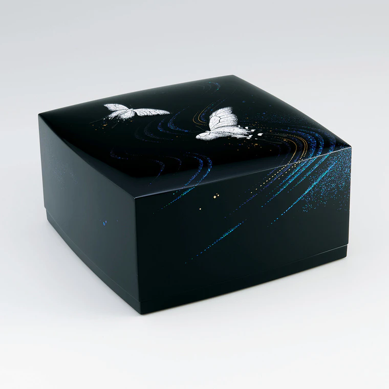 photo Box with Design in Mother-of-pearl Inlay and Makie “Butterfly, Flower and Water Design”