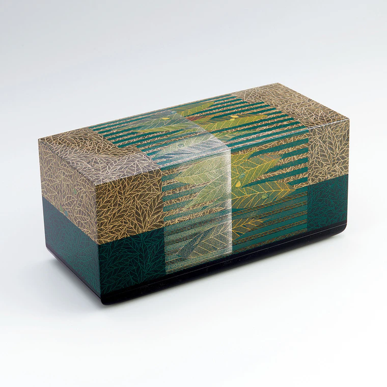 photo Box with Design in Kinma and Zonsei “Leaf of Wind”