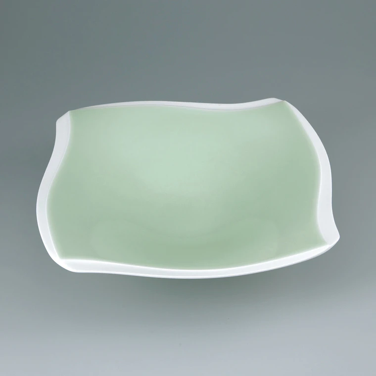 photo Bowl with Pale Green Celadon Glaze