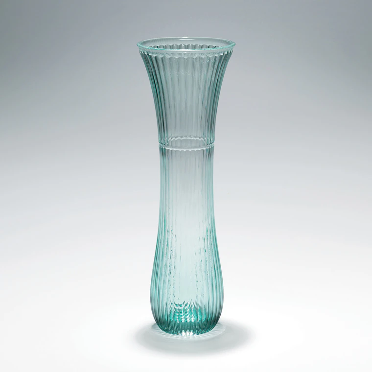 photo Glass Flower Vessel “Sound of Water”