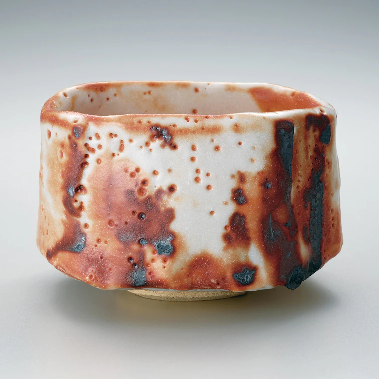 写真：志野茶碗