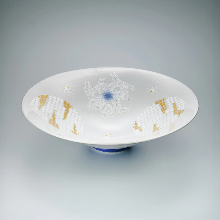 photo Bowl with White Silver Glaze and Thicket Design in Underglaze Gold and Silver