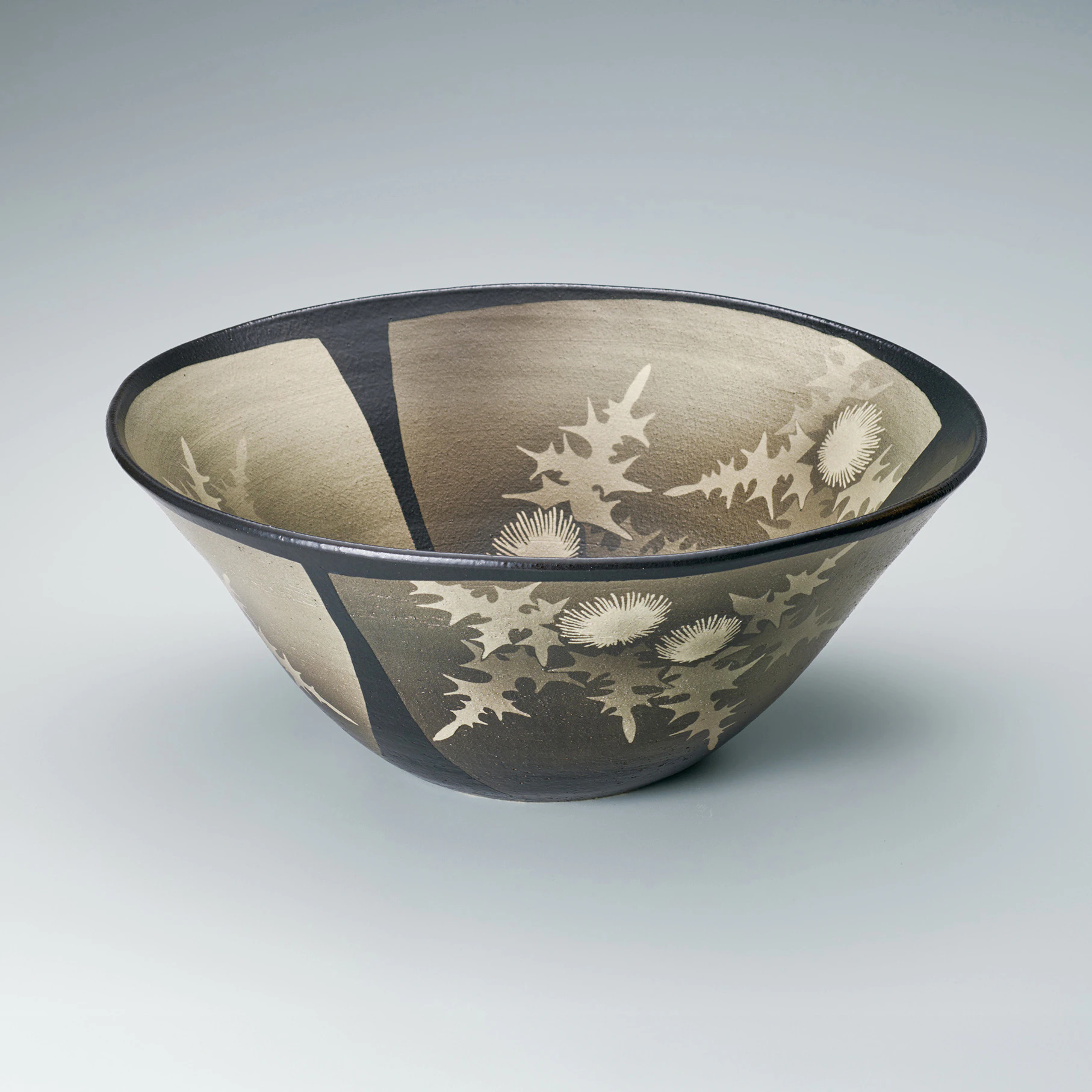 ☆期間限定！【 糠釉抜絵四方鉢 六枚組/福光焼 河本賢治】 抜絵あざみ文鉢(直野 由利子)｜ギャラリージャパン