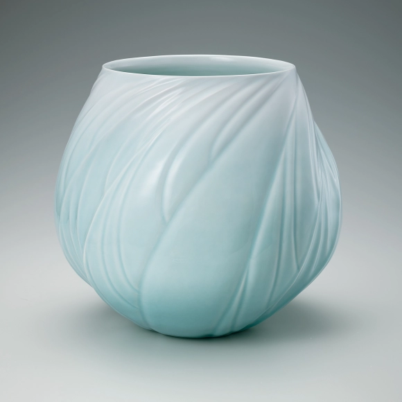 White Porcelain Flower Vessel with Pale Blue Glaze “Wave Motion”