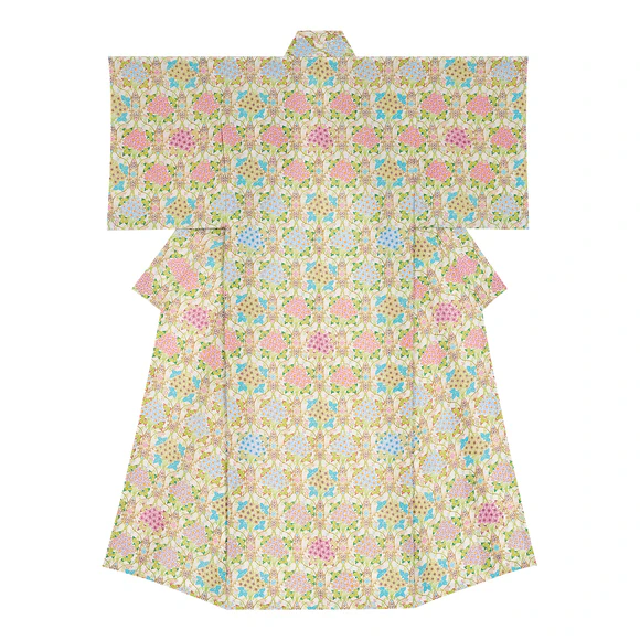 Kimono with Design in Stencil-resist Picture Dyeing “Bouquet of Clematis Grata Wall”