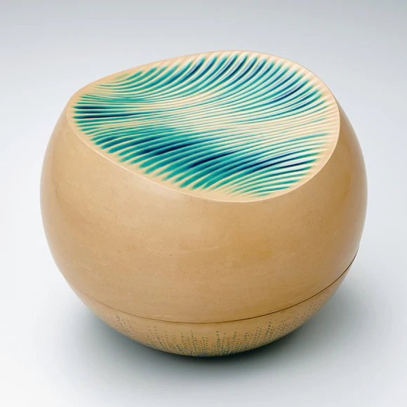 Box with Design in Urushi Carving “Melody of the South Sea”