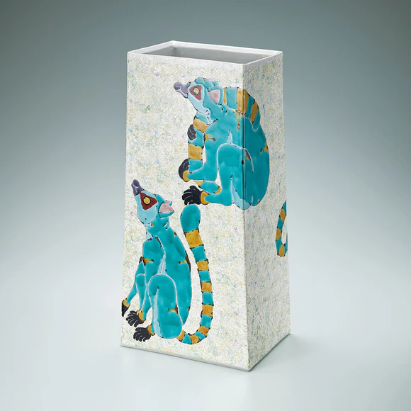 Flower Vessel “Ring-tailed Lemur”