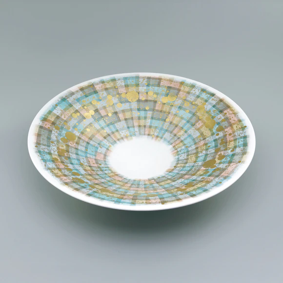 Bowl with Overglaze Enamels and Gold Decoration “Star Colors”